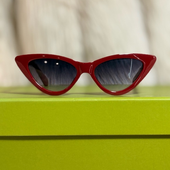 Accessories - Chic Red Cat-Eye Sunglasses